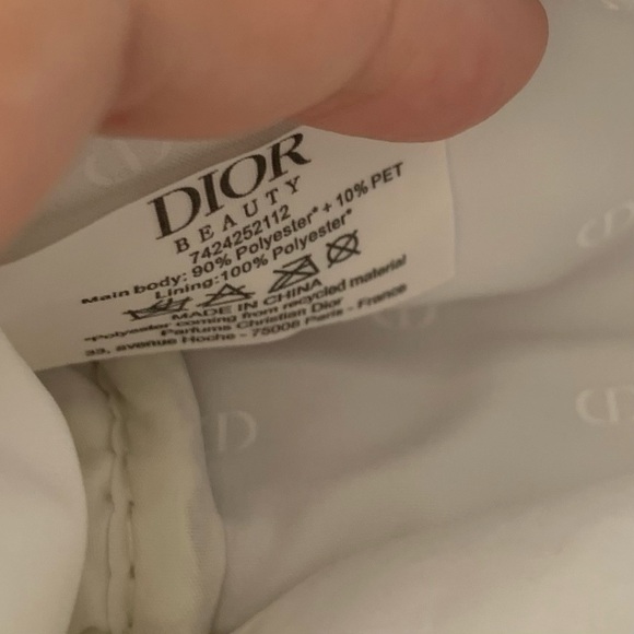 Dior cosmetic pouch Brand new Holiday 2024 comes with box Authentic ⭐️ - Picture 9 of 11